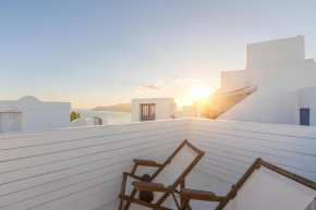 Santorini Sun Villas with Private Hot Tub in the heart of Oia
